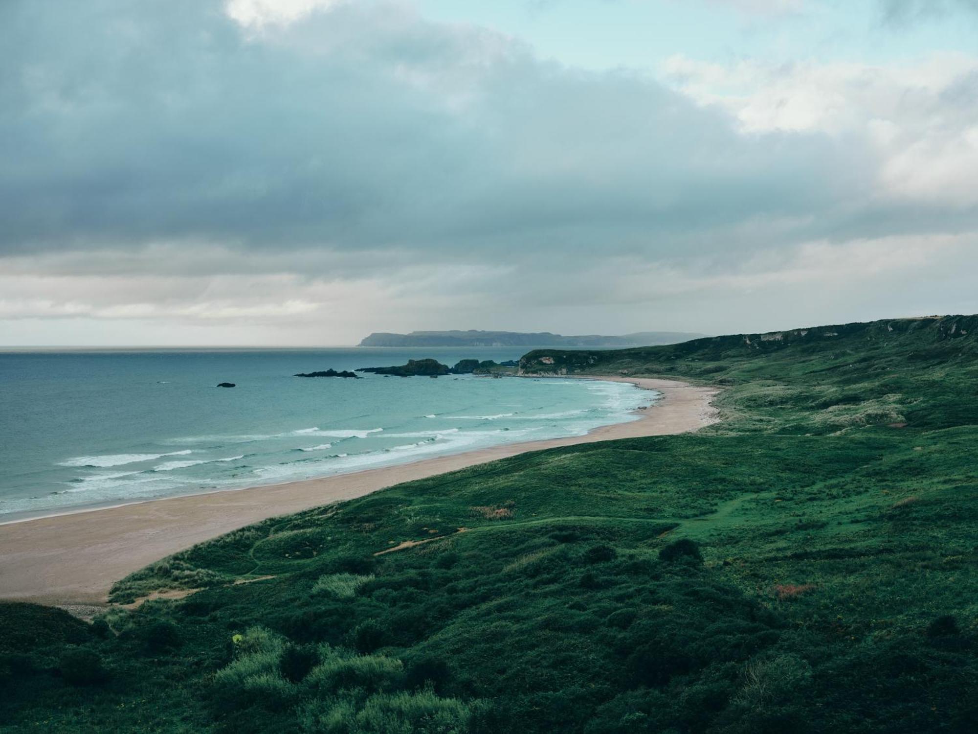 Отель Portrush Adelphi Экстерьер фото