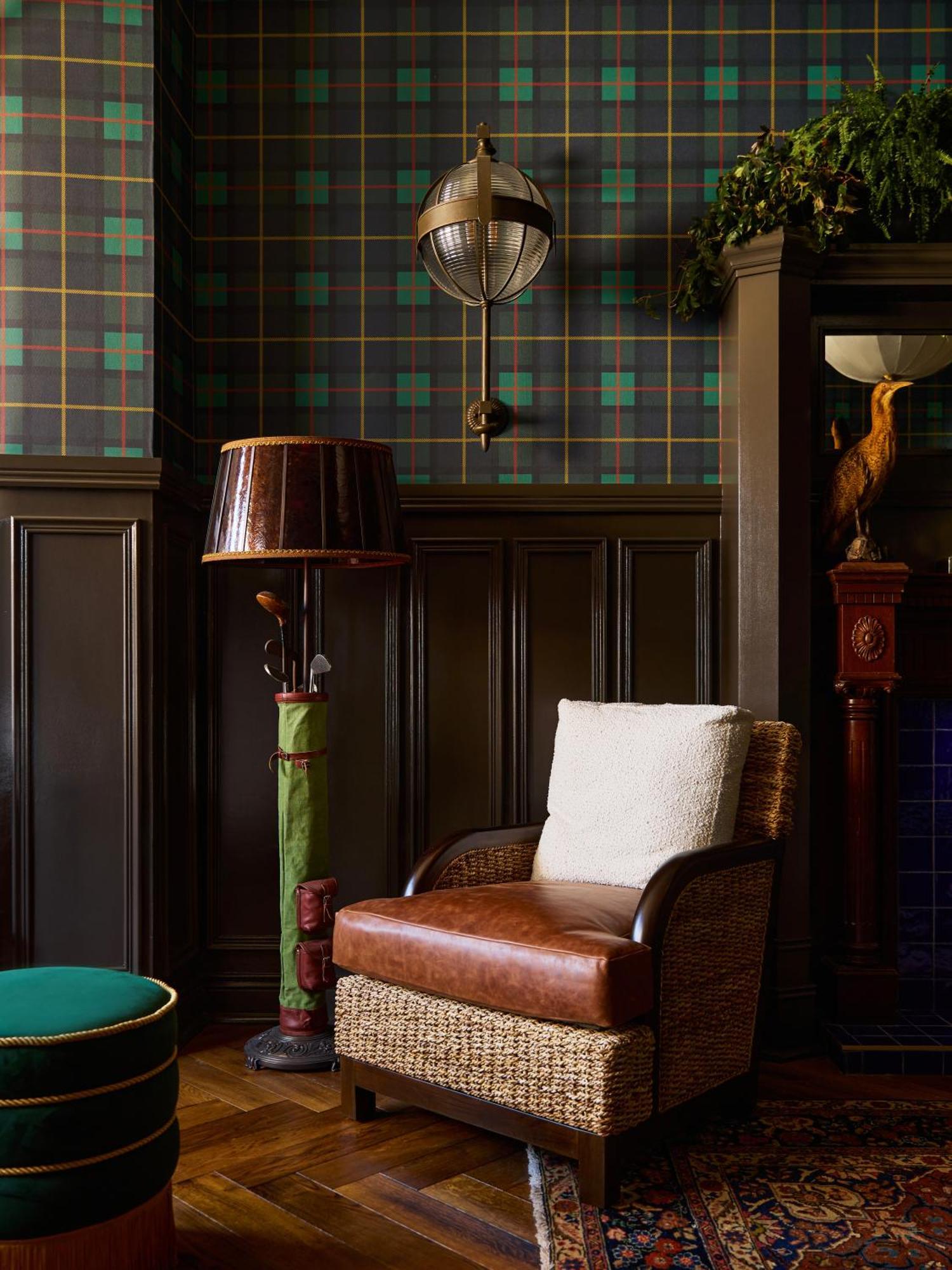 Отель Portrush Adelphi Экстерьер фото